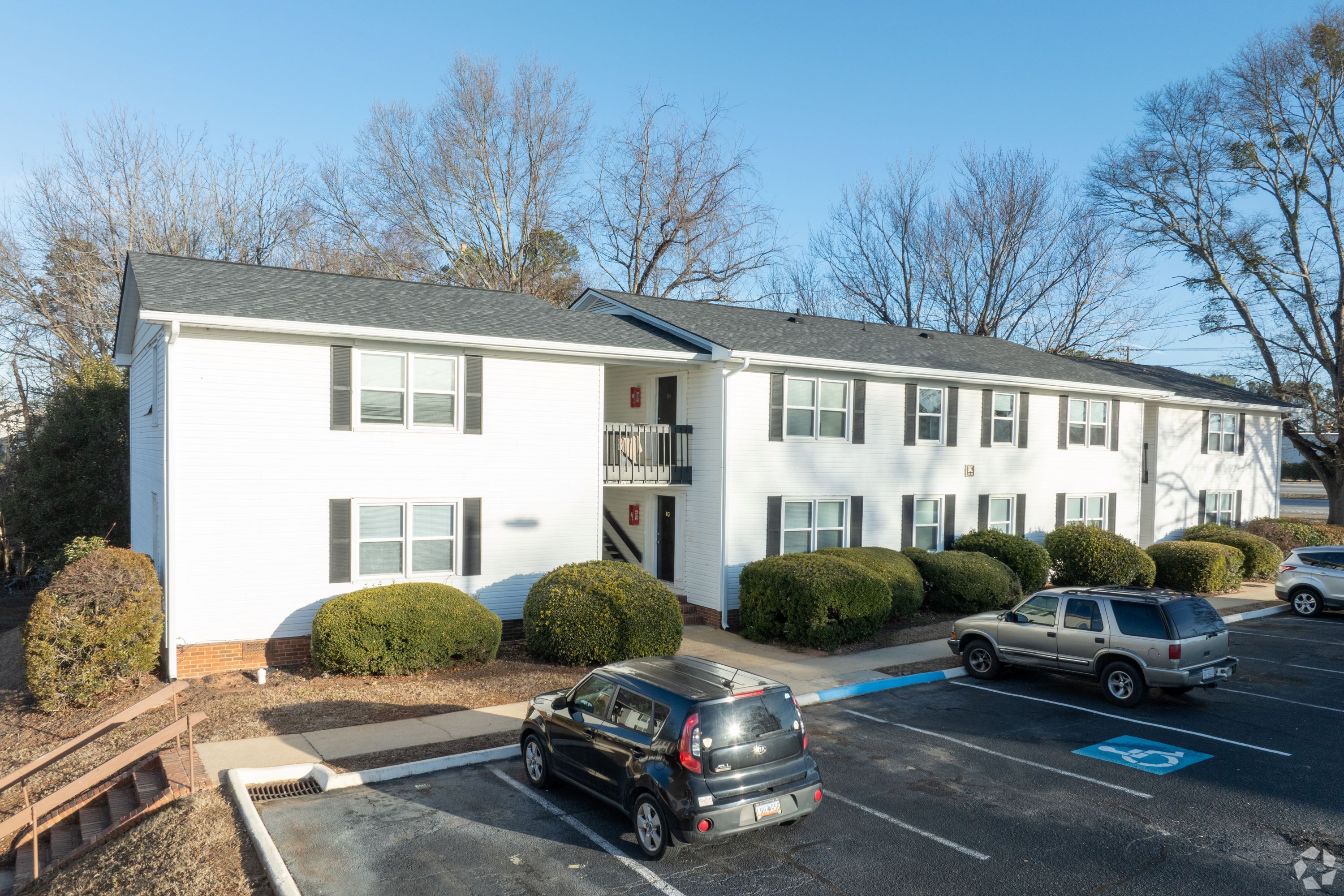 exterior at Mauldin Heights located in Mauldin, SC